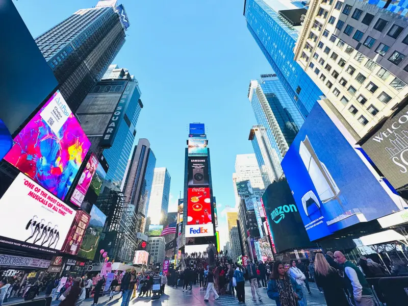 云南汇智科技PLC控制柜在工厂自动化中的应用方案解析