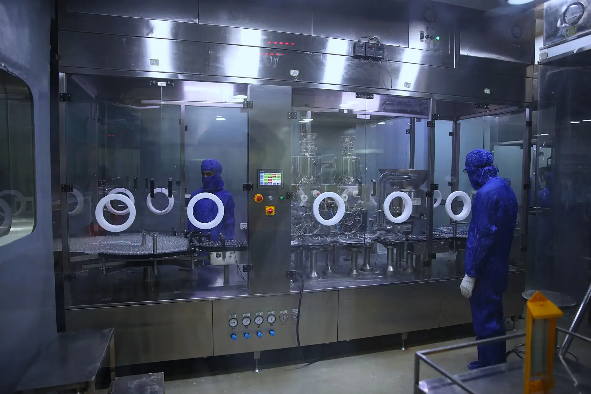 汇智科技PLC控制柜在污水处理项目中的控制方案与实施流程