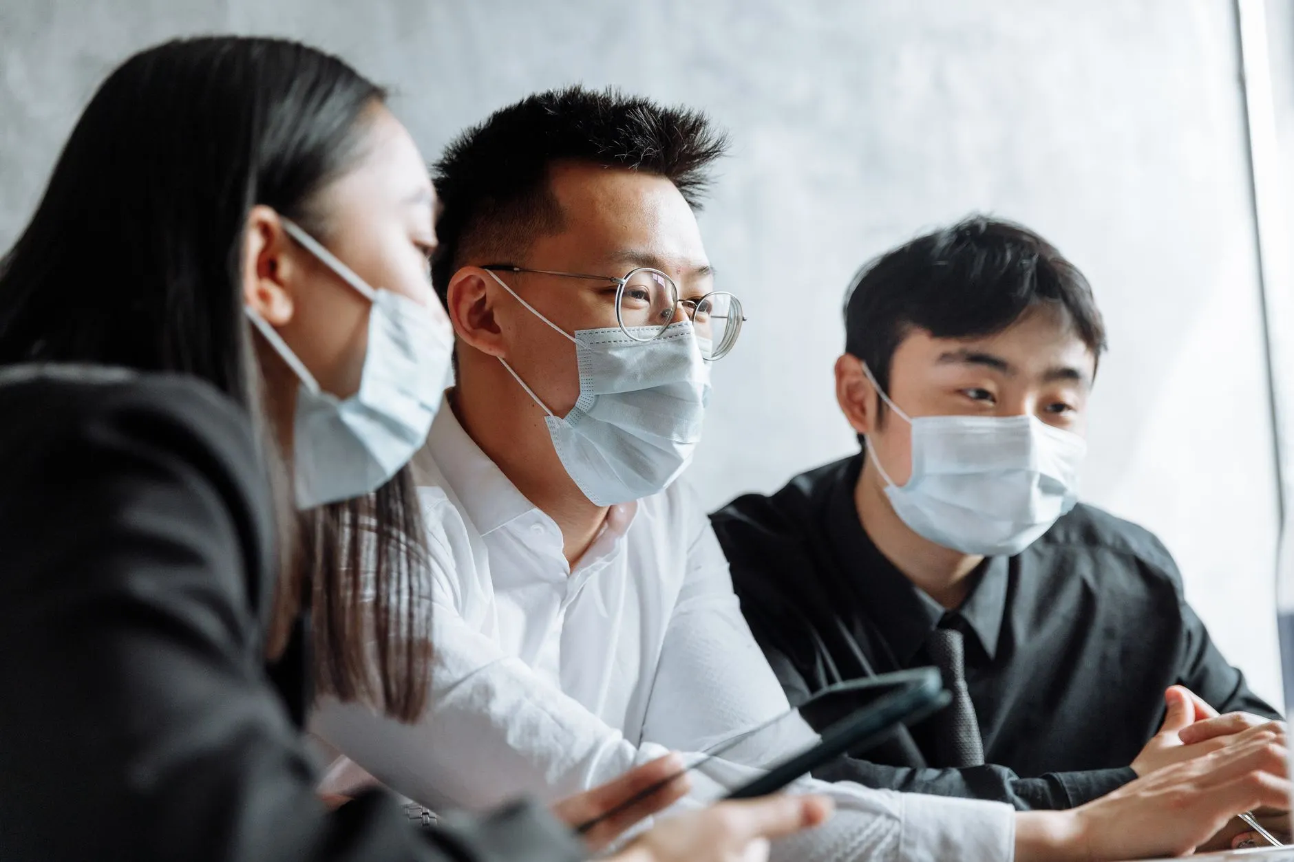 PLC控制柜在云南工厂自动化改造中的选型要点与配置方案